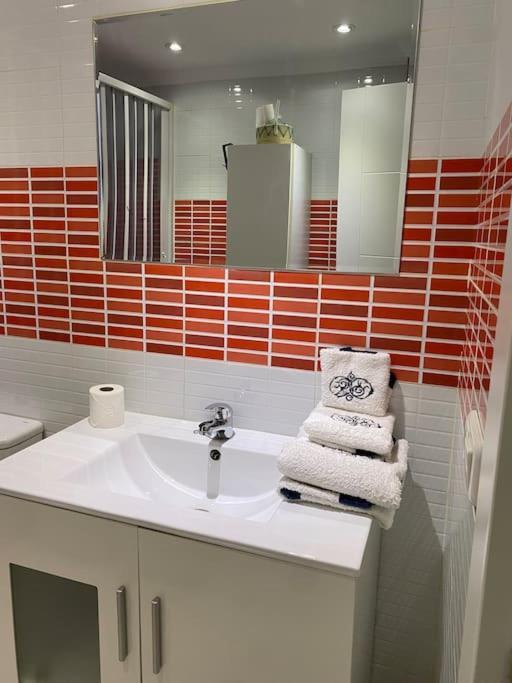Apartamento Silda Torre Del Mar Eksteriør bilde