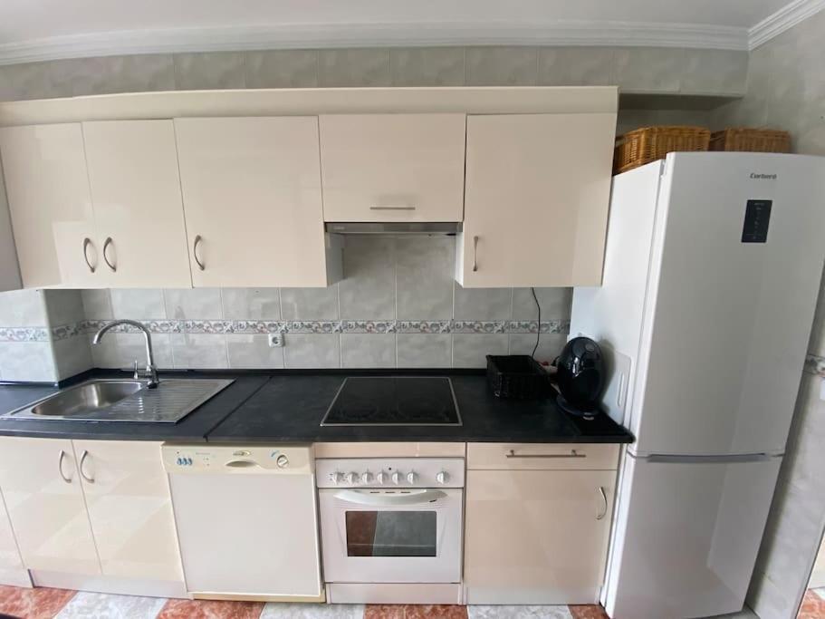 Apartamento Silda Torre Del Mar Eksteriør bilde