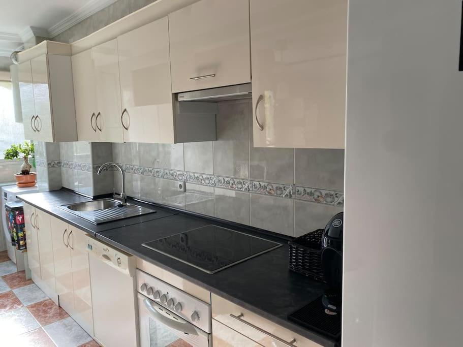Apartamento Silda Torre Del Mar Eksteriør bilde